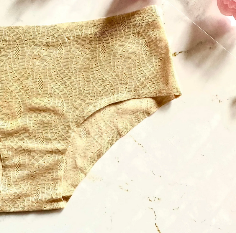 Calcinha Francesinha: Renda Invisível Nude
