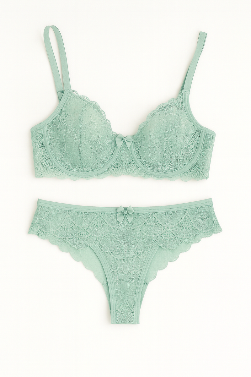 Conjunto Plus Size: Calcinha e Sutiã de Poliamida Alta sustentação