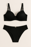 Conjunto Plus Size: Calcinha e Sutiã de Poliamida PRETO Alta sustentação