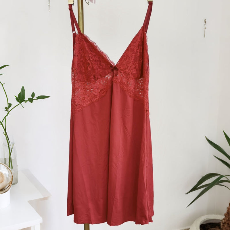 Camisola Sensual Toque de Seda