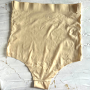 ✨Lançamento✨ Calcinha Modeladora: barriga seca e cinturinha fina