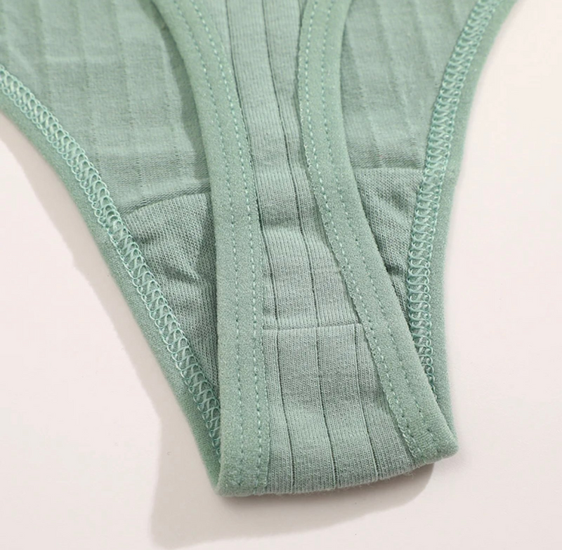 Kit 05 á 20 Calcinhas Lady Cotton: Conforto e Sensualidade